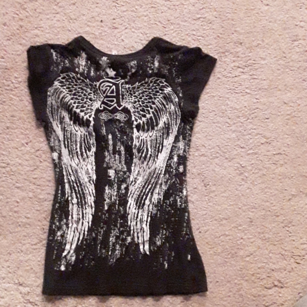 T shirt - Picture 2 of 2